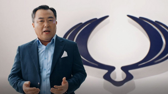 예병태 쌍용자동차 대표가 지난 6일 온라인으로 진행된 '2020 해외대리점 대회'에서 인사말을 하고 있다. 쌍용자동차 제공